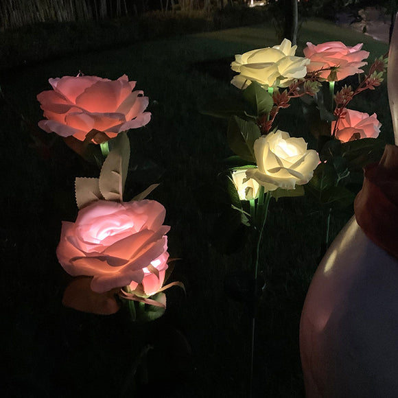 Lámpara Solar de Jardín 3 Cabezales - Iluminación Exterior Automática