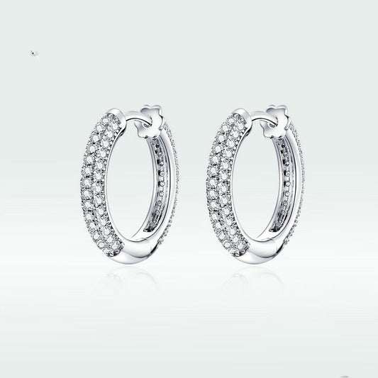 Aretes de Plata Esterlina con Circonita Cúbica - Diseño Clásico Circular S925