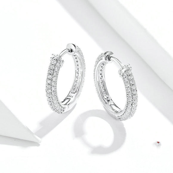 Aretes de Plata Esterlina con Circonita Cúbica - Diseño Clásico Circular S925