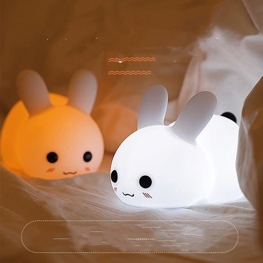 Luz Nocturna Infantil Conejo de Silicona - Suave para los Ojos del Bebé - Image 9