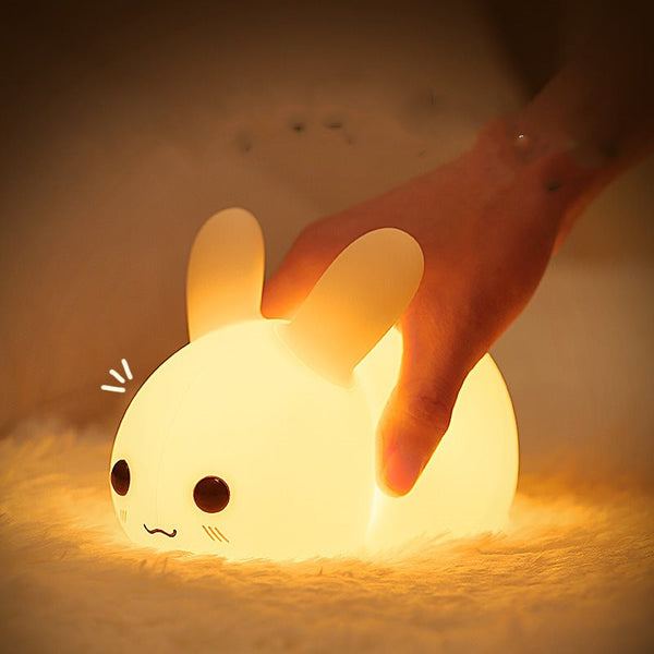 Luz Nocturna Infantil Conejo de Silicona - Suave para los Ojos del Bebé