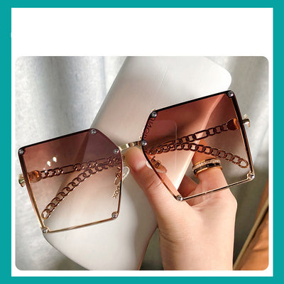 Gafas de Sol Cuadradas Grandes sin Marco para Mujer - Estilo Trendy con Cadena Metálica - Image 14