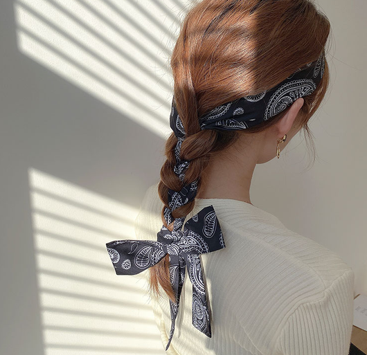 Diadema Cola de Caballo Premium con Accesorios de Cabello Natural - Image 10