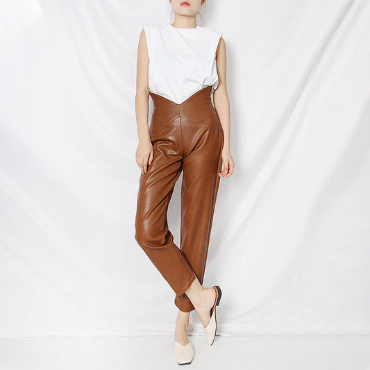 Pantalón Harem de Cuero Cropped Cintura Alta con Diseño Irregular