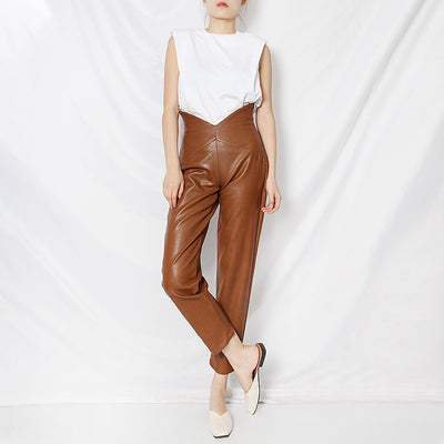 Pantalón Harem de Cuero Cropped Cintura Alta con Diseño Irregular