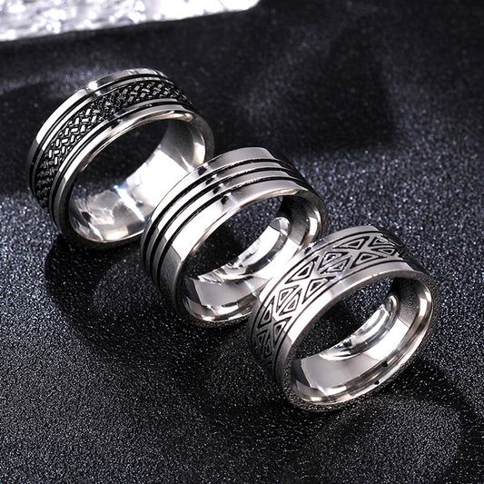 Anillo Triangular de Titanio 8mm para Hombre y Mujer - Acero Inoxidable
