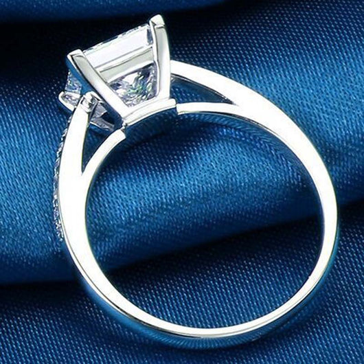 Anillo de Moissanita con Seis Garras para Mujer - Image 7