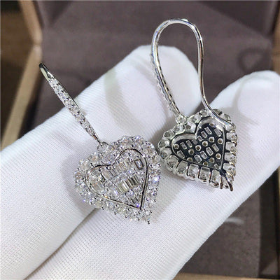 Aretes de Circonia Cúbica con Forma de Calor para Bodas y Compromisos - Image 2
