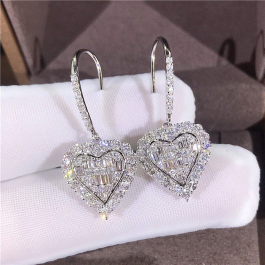 Aretes de Circonia Cúbica con Forma de Calor para Bodas y Compromisos - Image 5