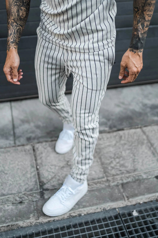 Conjunto Deportivo de Dos Piezas con Rayas para Correr - Image 6