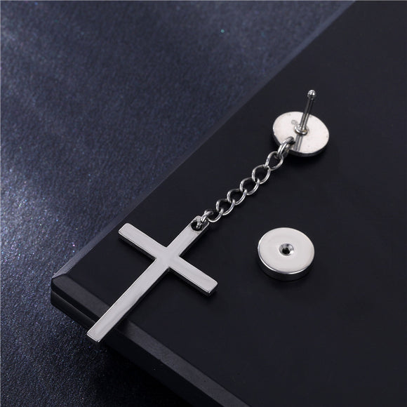 Aretes de Acero Titanio con Dije Pesa Cruzada para Hombre