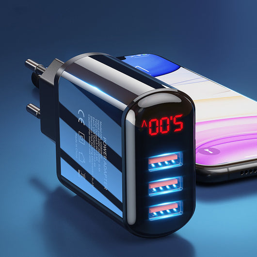 Cargador USB Triple Puerto con Pantalla LED - Carga Rápida 3.4A