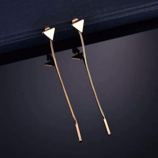 Pendientes Geométricos con Borla y Triángulo - Image 4