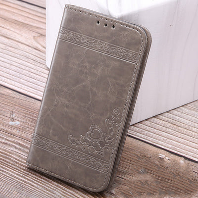 Funda Protectora iPhone 12 e iPhone 11 con Acabado Grabado en Relieve Oleoso - Image 14