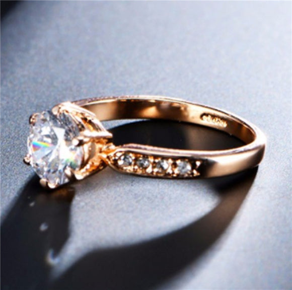 Anillo de Diamante Oro Rosado con Seis Garras - Alianza de Boda Clásica
