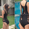 Traje de Baño Enterizo Sexy con Escote Profundo y Detalles de Tiras