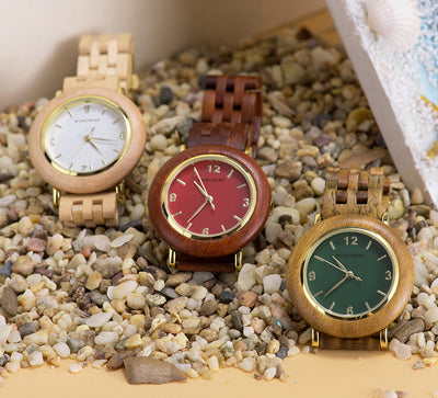 Reloj de Madera Elegante y Minimalista - Image 4