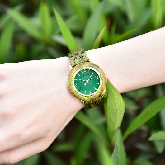 Reloj de Madera Elegante y Minimalista - Image 5