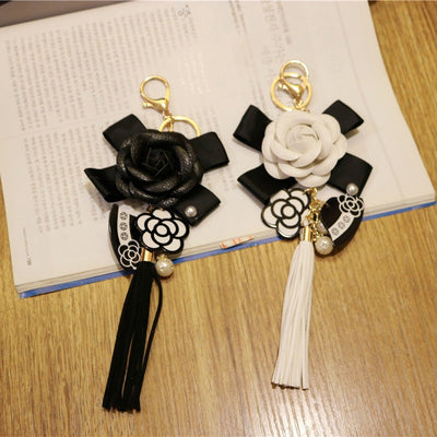 Llavero de Cuero PU Estilo Coreano con Dije Flor de Camelia - Image 6