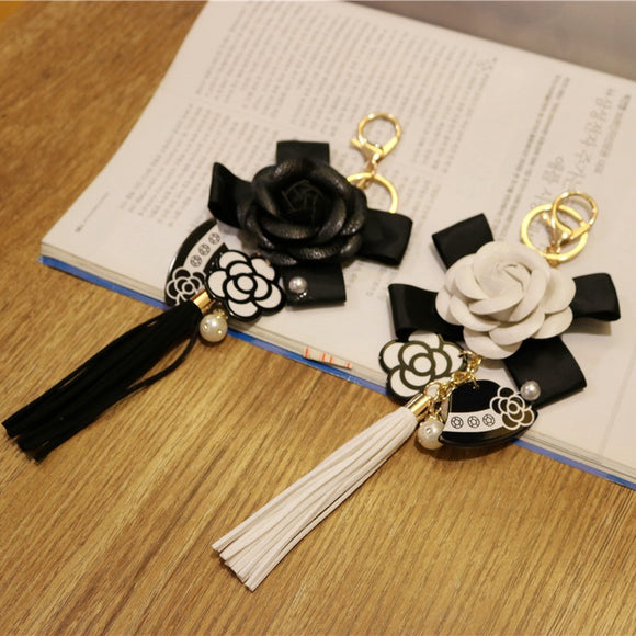 Llavero de Cuero PU Estilo Coreano con Dije Flor de Camelia