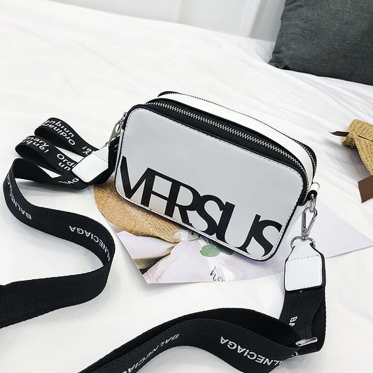 Bolso Cuadrado Coreano de Hombro - Diseño Minimalista y Versátil