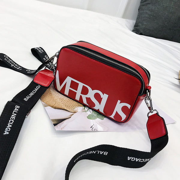 Bolso Cuadrado Coreano de Hombro - Diseño Minimalista y Versátil