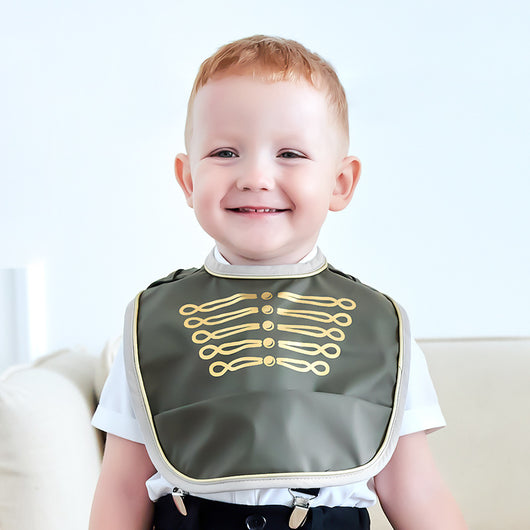 Babero con Bolsillo Impermeable para Alimentación Infantil - Image 9