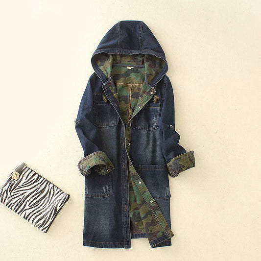 Chamarra Vaquera Camuflada con Capucha para Mujer