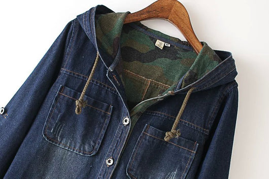 Chamarra Vaquera Camuflada con Capucha para Mujer - Image 3