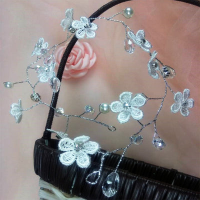 Peineta Nupcial de Encaje Hecho a Mano - Accesorio Elegante para Novia - Image 13