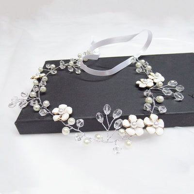 Peineta Nupcial de Encaje Hecho a Mano - Accesorio Elegante para Novia - Image 5