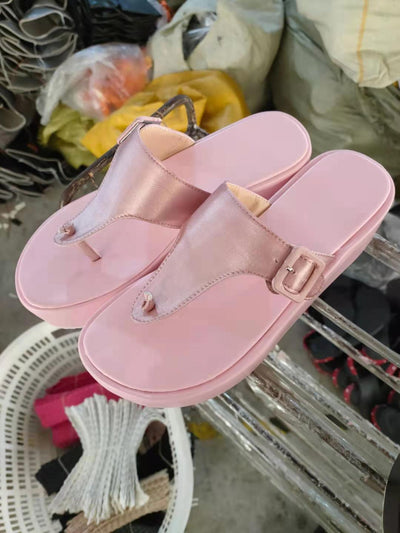 Sandalias de Playa Cómodas y Versátiles - Image 6