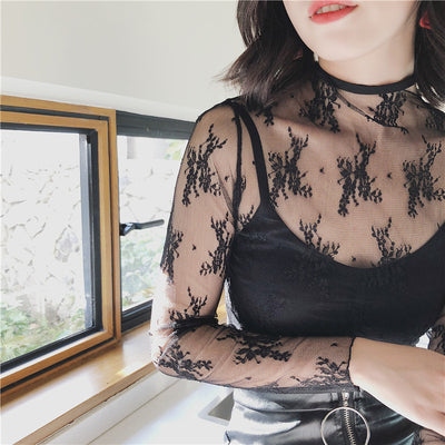 Blusa Encaje Transparente Manga Larga - Prenda Versátil para Capas - Image 3