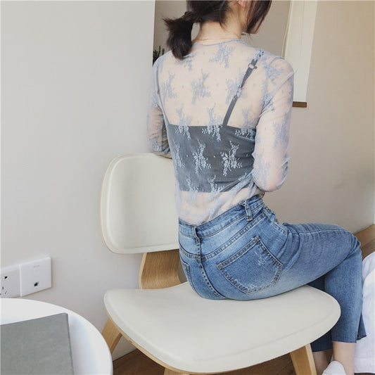Blusa Encaje Transparente Manga Larga - Prenda Versátil para Capas - Image 2