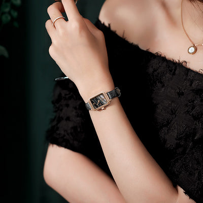 Reloj Elegante Malachita Verde con Esfera Texturizada Tamaño Compacto - Image 10
