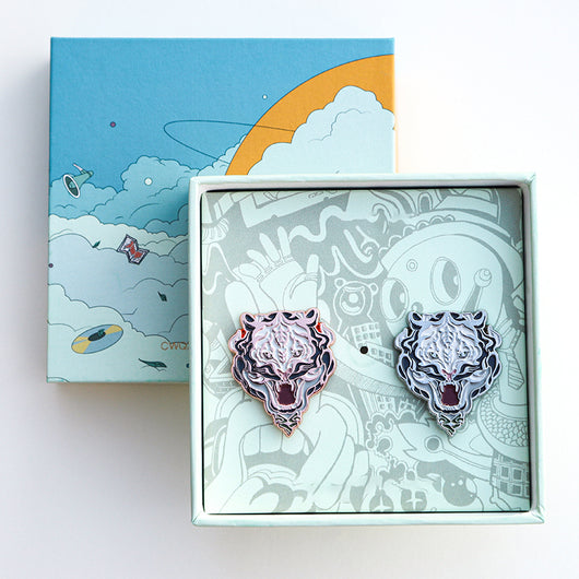 Broche Diseño Tigre Blanco en Metal Plateado - Image 3