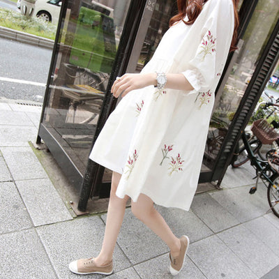 Vestido de Maternidad y Lactancia en Algodón y Lino con Bordado Coreano - Image 4