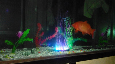 Luz LED Sumergible Multicolor para Acuario - 7 Colores Dinámicos - Image 6