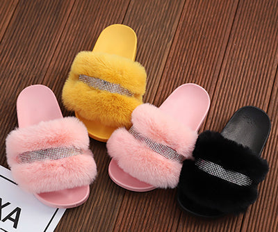 Pantuflas Peludonas para Niñas - Cálidas, Antideslizantes y Versátiles - Image 17
