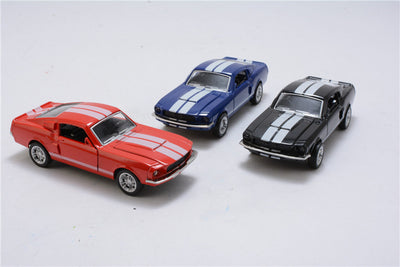 Réplica de Mustang en Aleación - Modelo de Auto Coleccionable con Mecanismo de Retroceso - Image 4