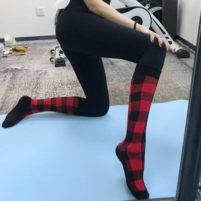 Calcetines Deportivos Largos para Yoga, Cheerleading y Running - Image 16