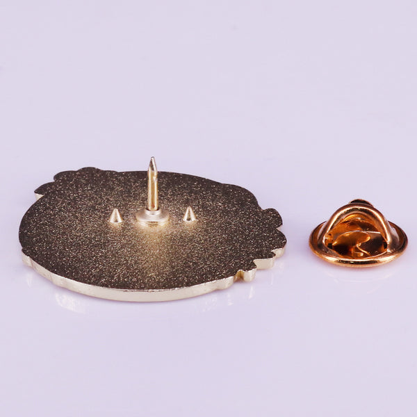 Broche Minimalista de Inspiración Moderna