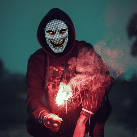 Máscara LED Inteligente con Control por App - Diseño Personalizable para Fiestas y Eventos