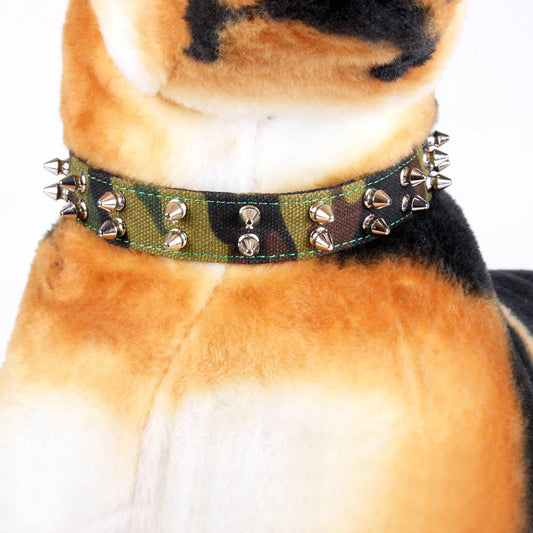Collar de Lona Camuflaje con Púas para Mascotas - Image 2