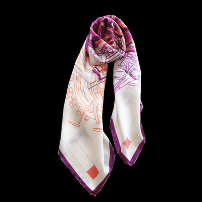 Pañuelo Cuadrado Grande Elegante con Estampado Floral Rosa - Image 7
