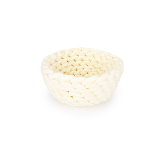 Nido Acogedor para Mascotas - Cama Tejida a Mano con Algodón Lavable - Image 7