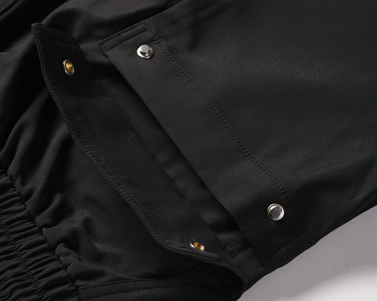 Shorts con Bolsillos Grandes de Diseño 3D - Image 9