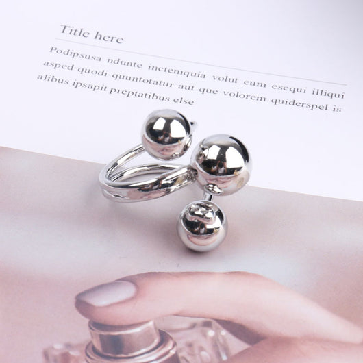 Anillo Órbita Cósmica de Oro con Esfera Brillante - Image 5