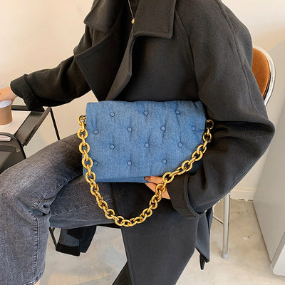 Bolso Bandolera Acolchado con Cadena Gruesa y Cierre de Cuadro - Image 11