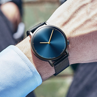 Reloj Hombre Malla Metálica Minimalista Dos Agujas - Image 9
